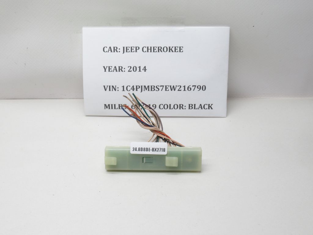 14-18 Jeep Cherokee Dash Connectivity Fuse Relay Control Sensor 5-2138685-5 OEM