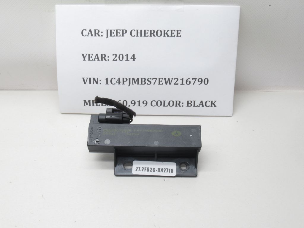 2014 - 2023 Jeep Cherokee Keyless Entry Passive Antenna Module P68186636AA OEM