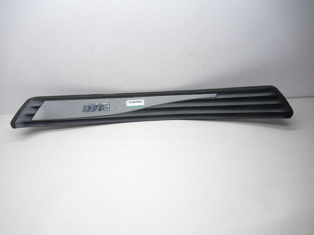 2004 - 2010 BMW E60 Rear Right Door Step Sill Scuff  Trim Cover 51477034306 OEM