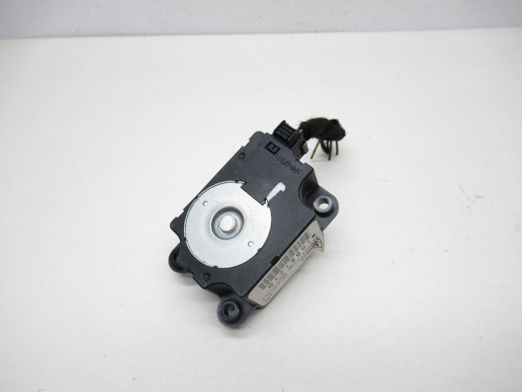 2013-2019 Cadillac XTS Heater Flap Motor Actuator 100-0100-01-0 OEM