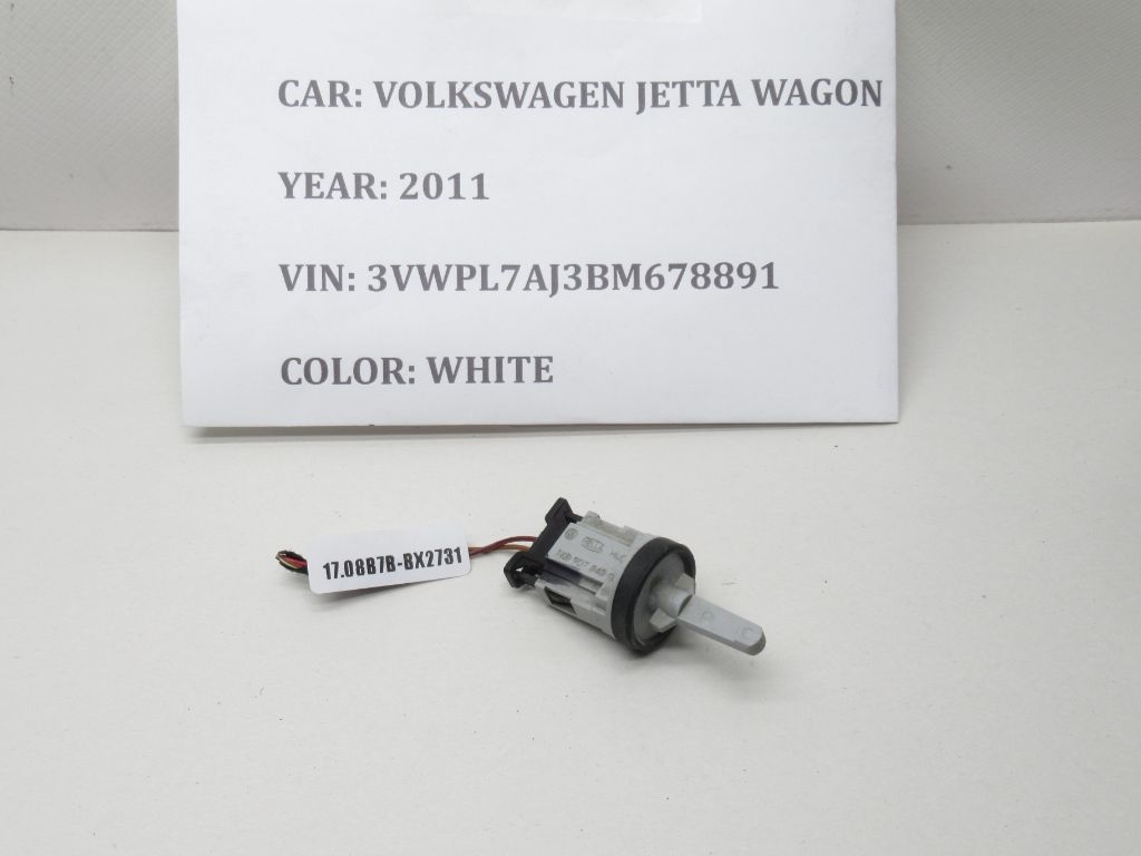 2011-2018 Volkswagen Jetta Interior Temperature Sensor 1K0907543G OEM