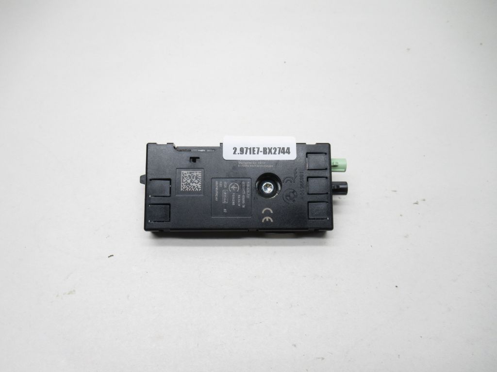 2019 - 2023 BMW 3 Series Radio Antenna Amplifier Control Module ECU 6835146 OEM