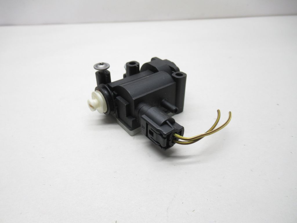 2011-2016 Mini Cooper Countryman Fuel Door Lid Actuator Motor 6985879 OEM