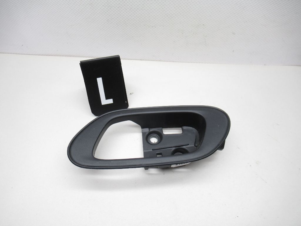 16-22 Honda HR-V Rear Left Door Interior Handle Panel Bezel Trim 80626041 OEM