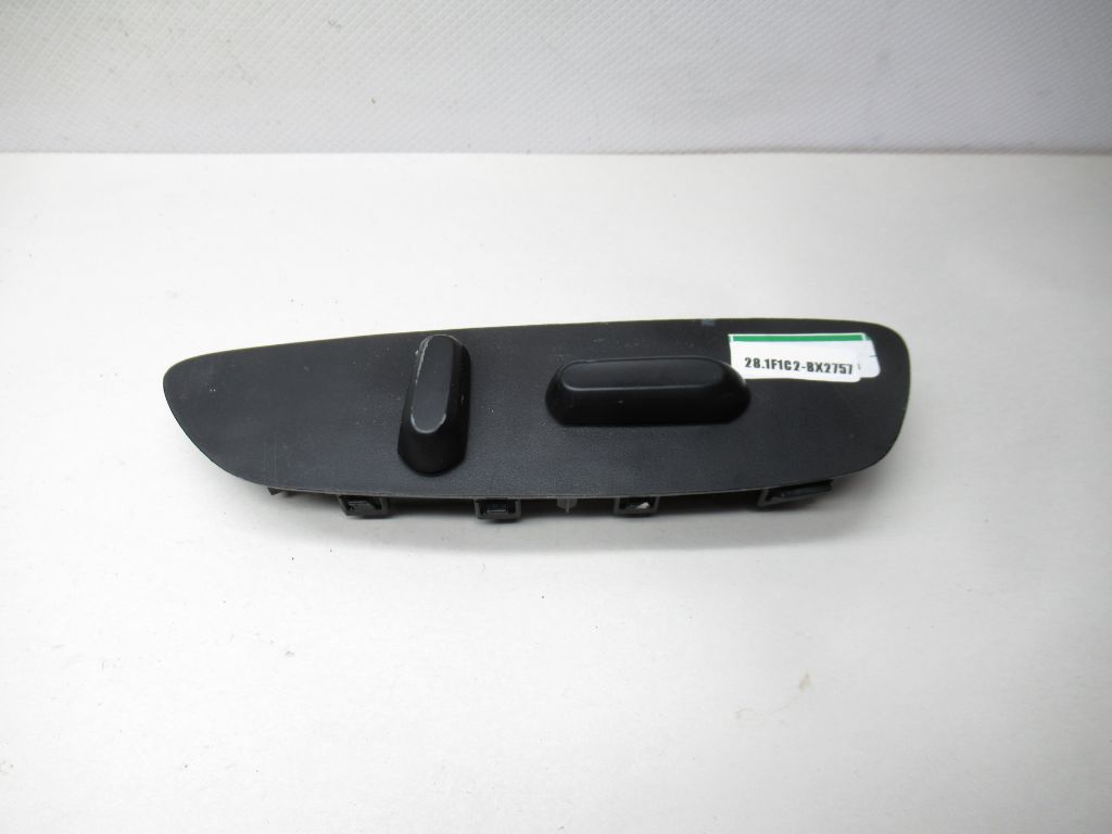 2015-2018 GMC Acadia Front Left Seat Adjustment Switch Bezel Trim 13593225 OEM