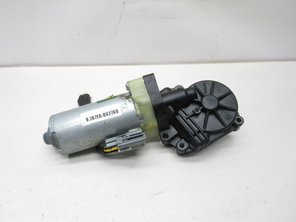 2006-2010 Volvo C70 Front Right Seat Adjust Motor 0130002528 OEM