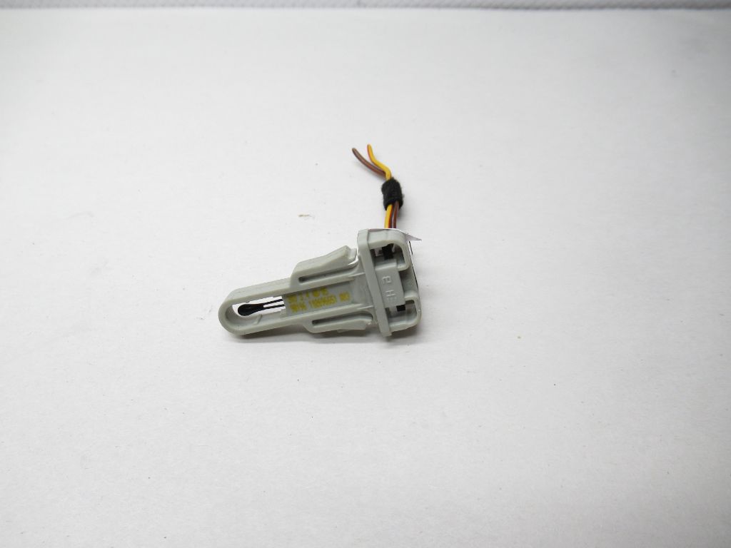 2012-2016 BMW 550i 650I Heater Temperature Sensor 98196102696651 OEM