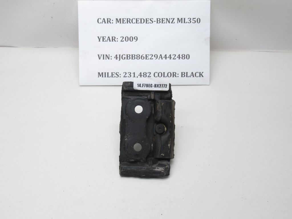 2007 - 2011 Mercedes-Benz ML350 Trunk Latch Striker A1647400132 OEM