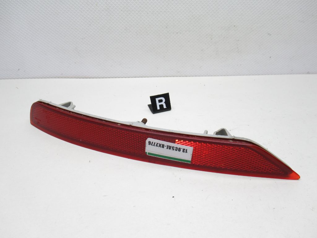 2014-2018 Subaru Forester right bumper reflector side 32303R OEM