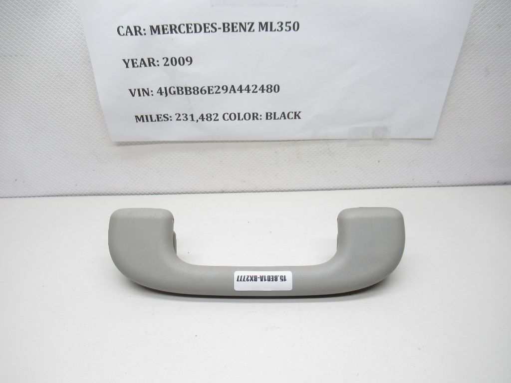 2006 - 2012 Mercedes-Benz ML350 Front Right Roof Grab Handle A1648100354 OEM