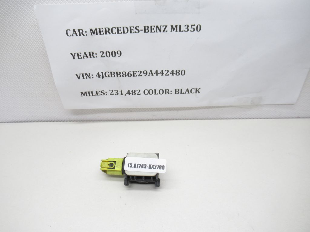 2006 - 2011 Mercedes-Benz ML350 Impact Sensor 0038202926 OEM