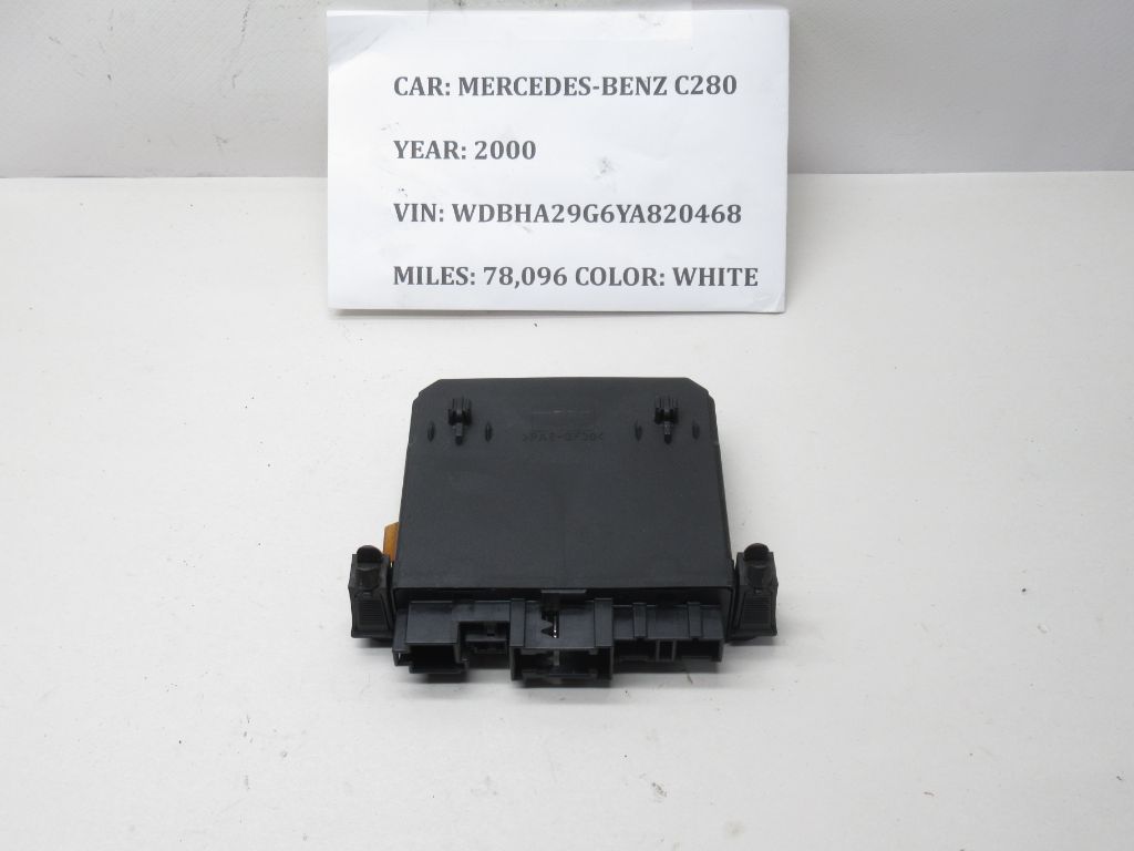 94-00 Mercedes-Benz C280 Front Left Driver Door Control Module 210 820 75 26 OEM