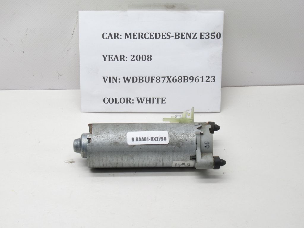 2006-2009 Mercedes E350 Left Seat Adjustment Motor 0130002623 OEM