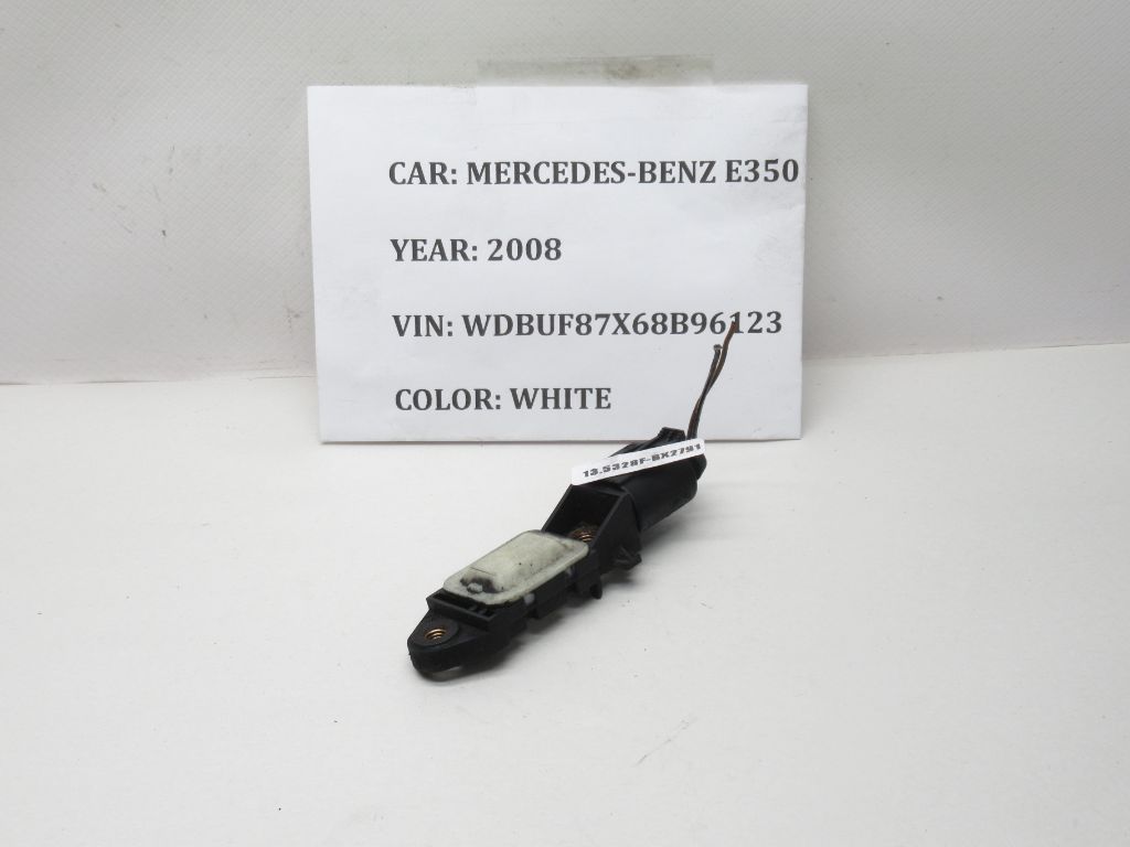 2006 - 2009 Mercedes-Benz E350 Impact Sensor 0028201326 OEM