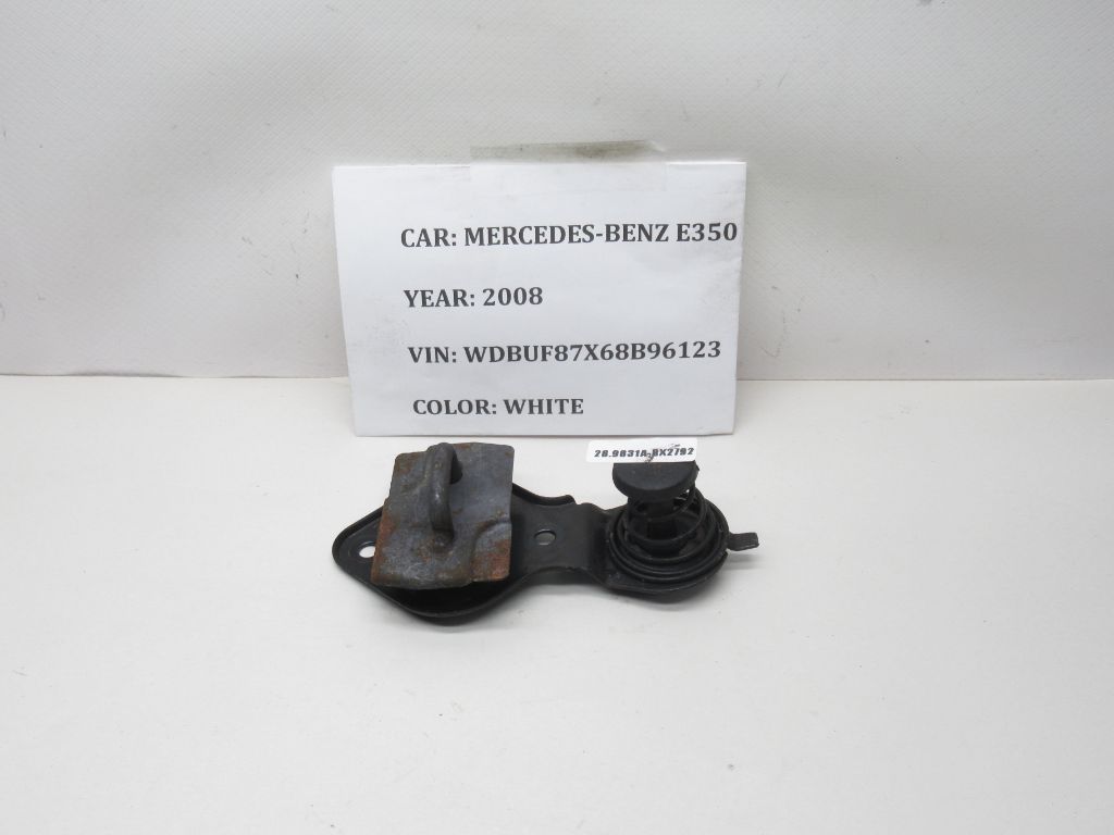 03-09 Mercedes E350 Front LH/RH Hood Latch Lock Catch Striker A2118800360 OEM