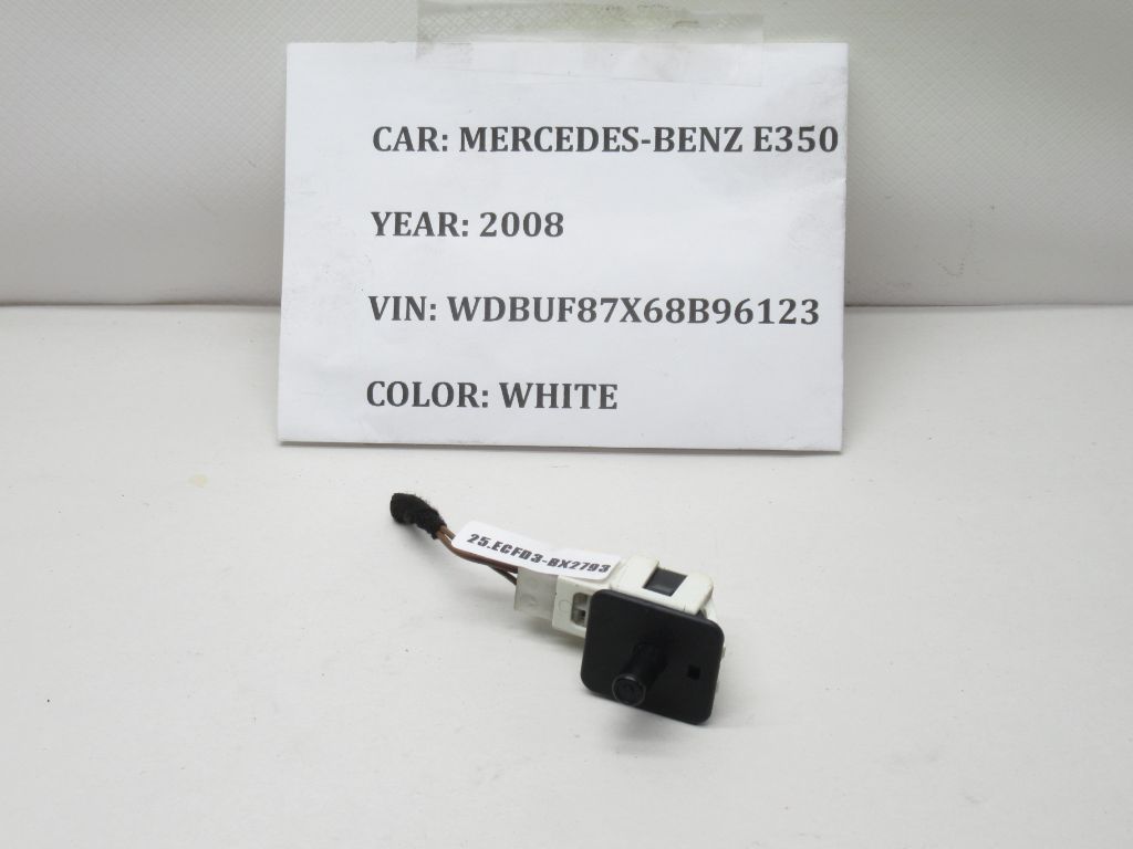 2006-2009 Mercedes-Benz E350 Door Jamb Ajar Switch Button 2028209410 OEM