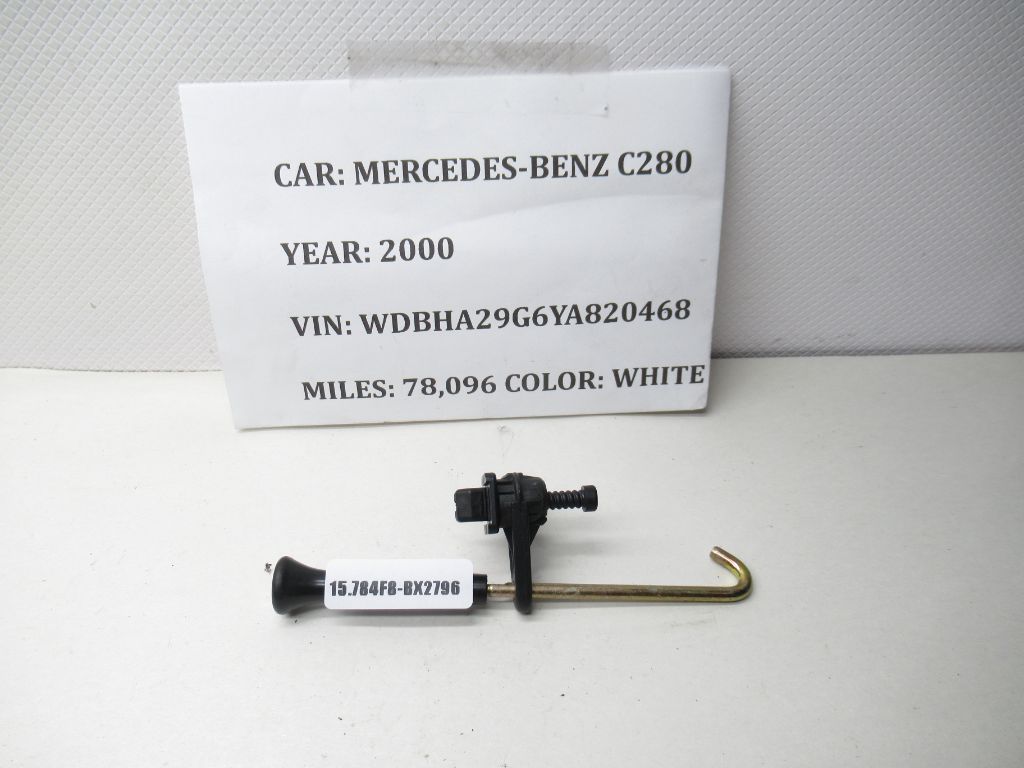 97-00 Mercedes-Benz C280 Rear Left or Right Door Locking Lever 2107300221 OEM