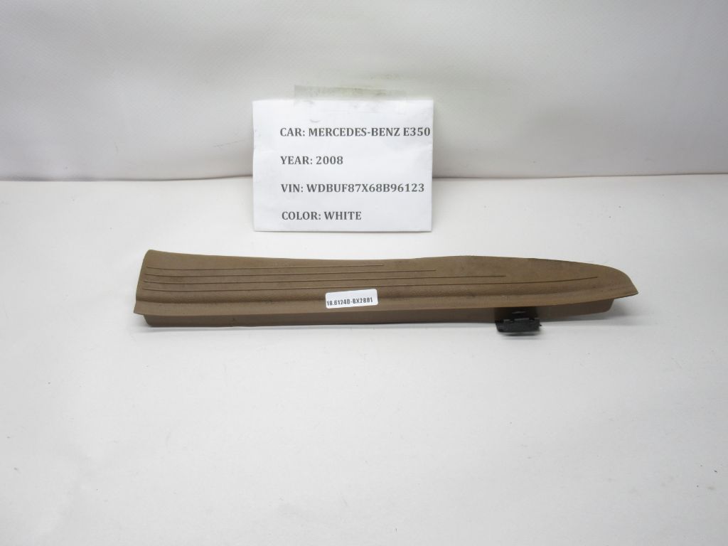 2006-2008 Mercedes E350 Rear Left Door Sill Scuff Plate Cover 2116805335 OEM