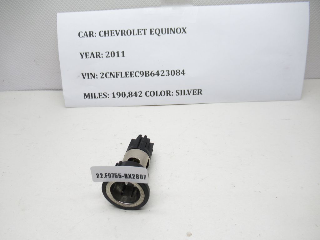 2010-2017 Chevrolet Equinox Cigarette Lighter Socket  25776667 OEM