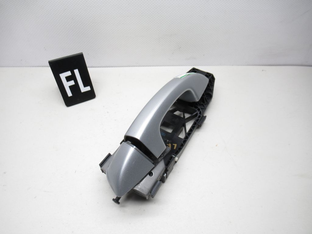 2010-2014 Volkswagen Golf Front Left  Side Exterior Door Handle 5N0837885H OEM