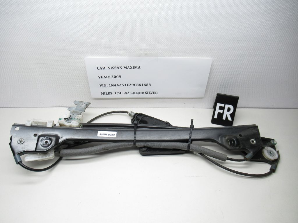 2008-2013 Nissan Maxima Front Right Power Window Regulator 80720JB100 OEM