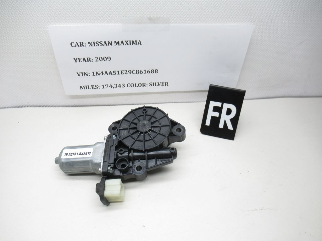 2009-2014 Nissan Maxima Front Right Door Window Regulator Motor 062040-3103 OEM