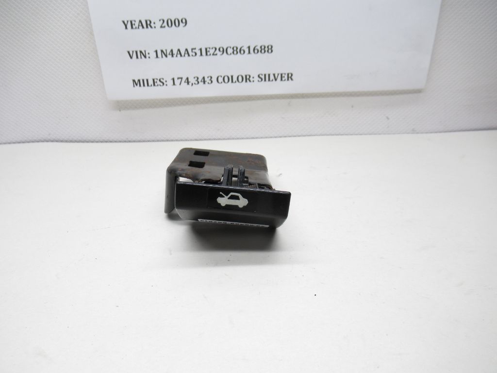 2009-2014 Nissan Maxima Hood Opener Handle Bonnet Release Lever 65621-JA000 OEM