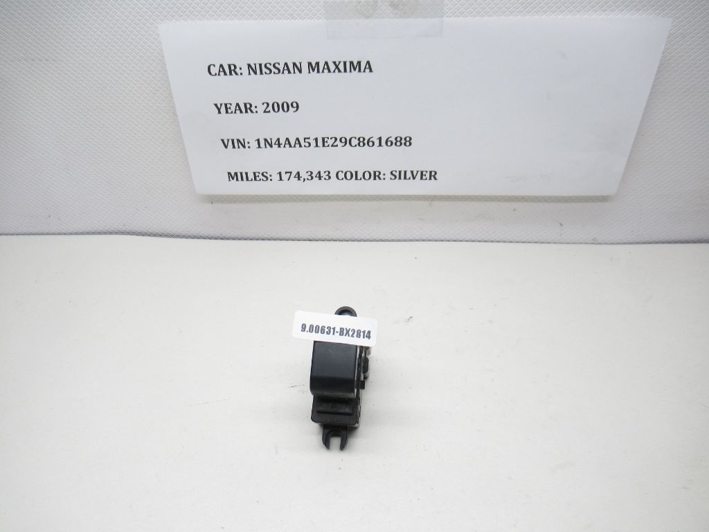 2009-2014 Nissan Maxima  Power Window Control Switch 25411-JA00A OEM