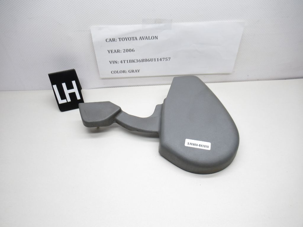 2006-2010 Toyota Avalon Left Seat Cushion Shield 71862-AA080 OEM