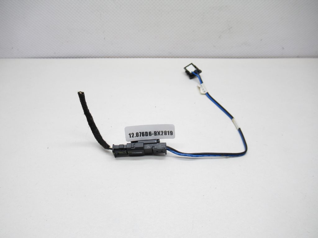 2014-2017 Cadillac CTS Door Panel Light Wire 1563190-1 OEM