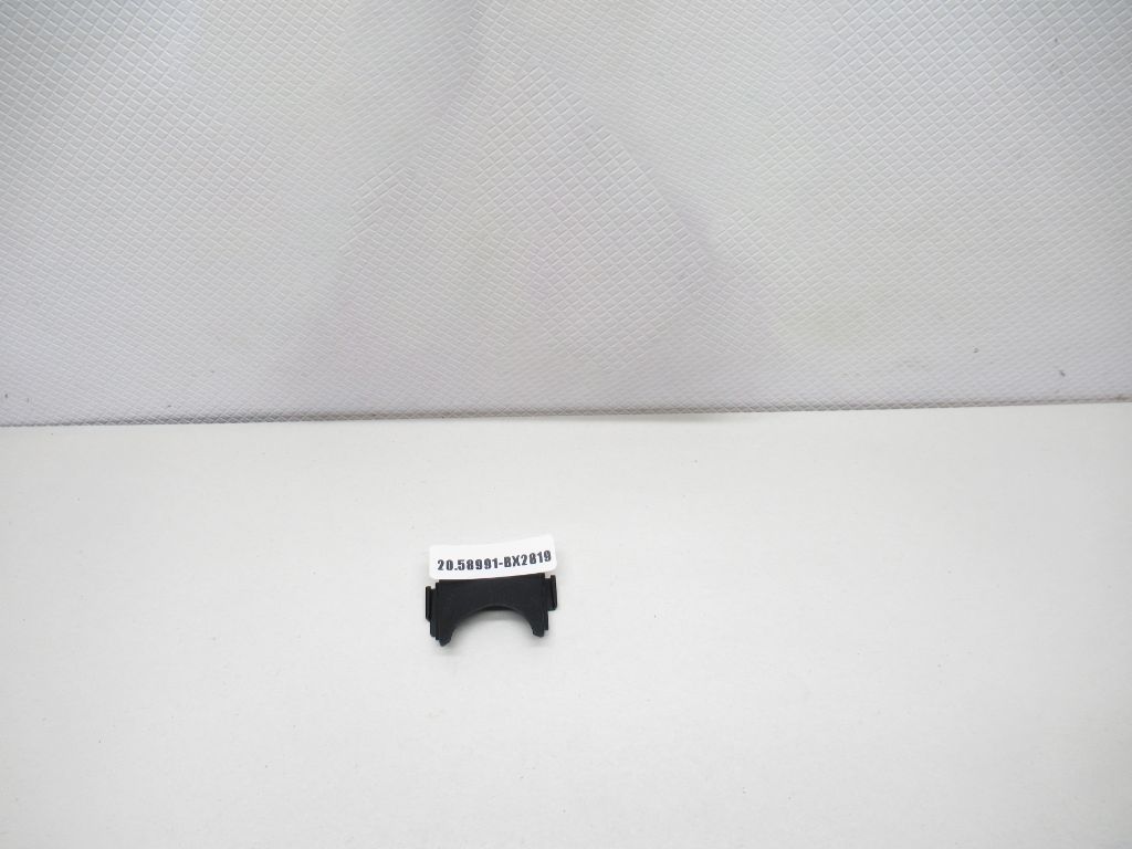 05-08 Mercedes-Benz W211 Steering Column Trim Cover 59521