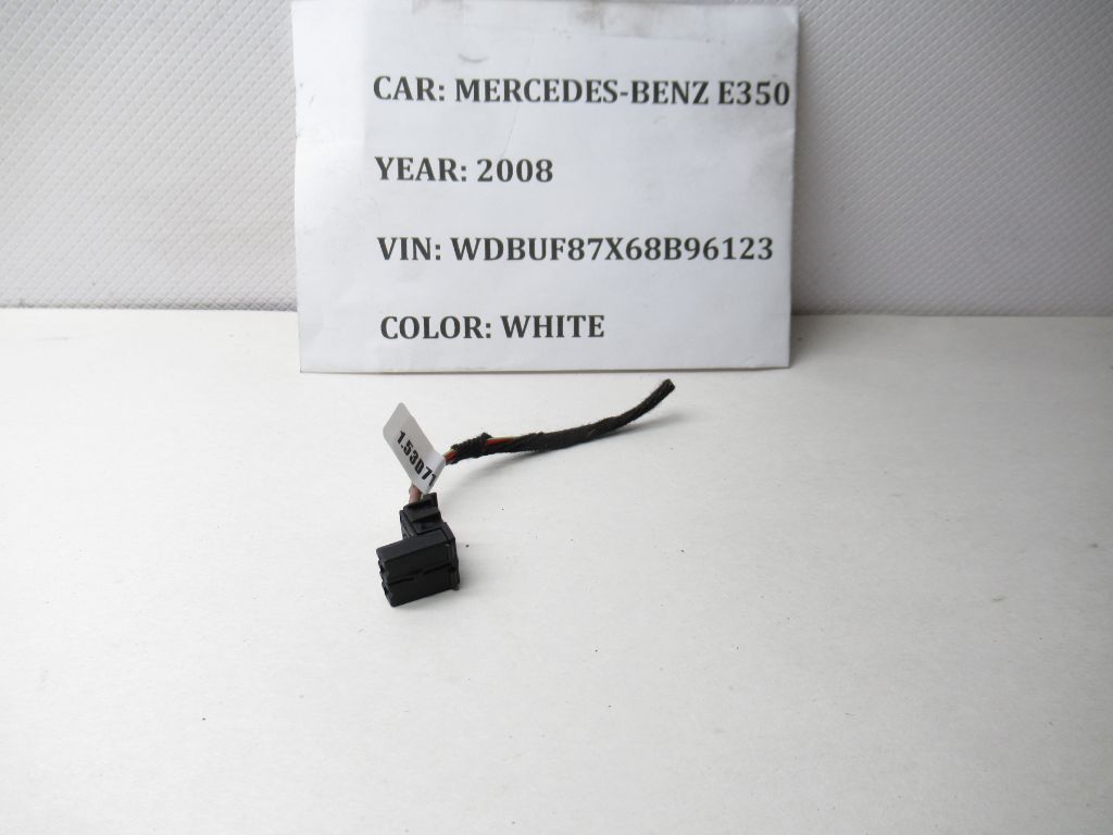 2006-2009 Mercedes Benz E350 Wiring Plug Connector Pigtail 0295450528 OEM