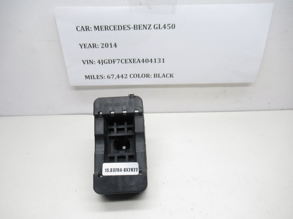 2013-2014 Mercedes GL450 Jack Mount Pad Support Bracket A2046900009 OEM