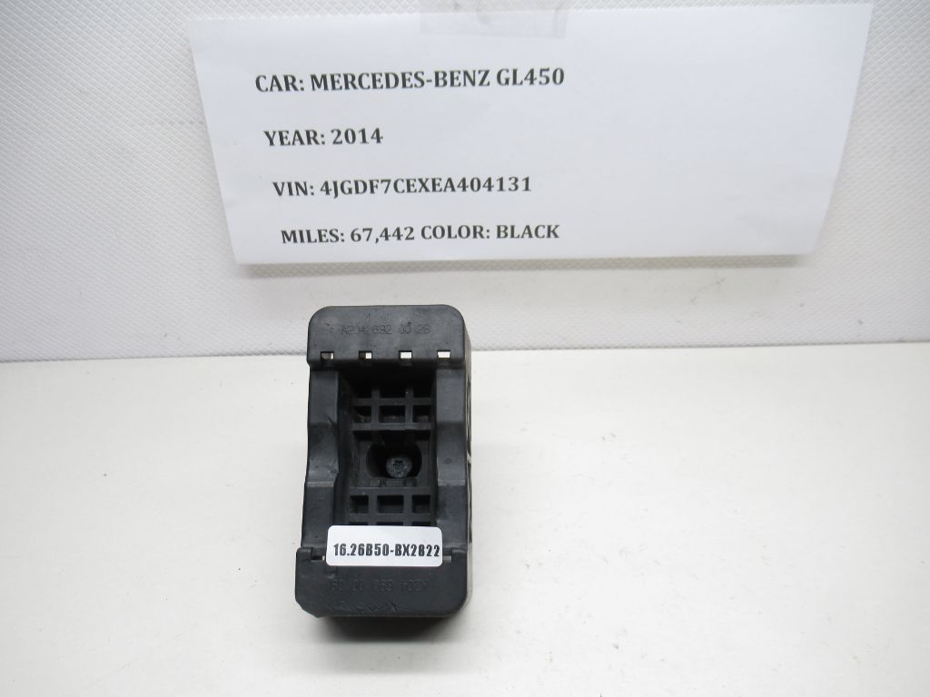 2013-2014 Mercedes GL450 Jack Mount Pad Support Bracket A2046920028 OEM