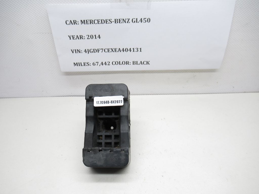 2013-2014 Mercedes GL450 Jack Mount Pad Support Bracket A2046920028 OEM