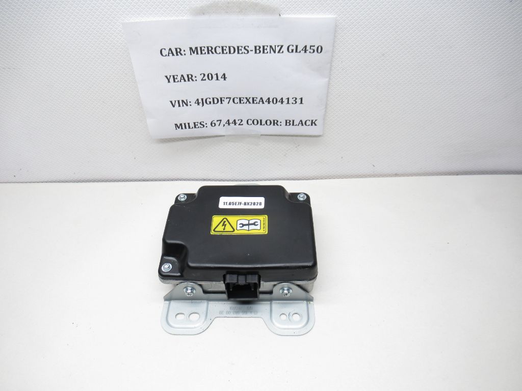 2013-2016 Mercedes-Benz AC DC Power Inverter Control Module A1669820020 OEM