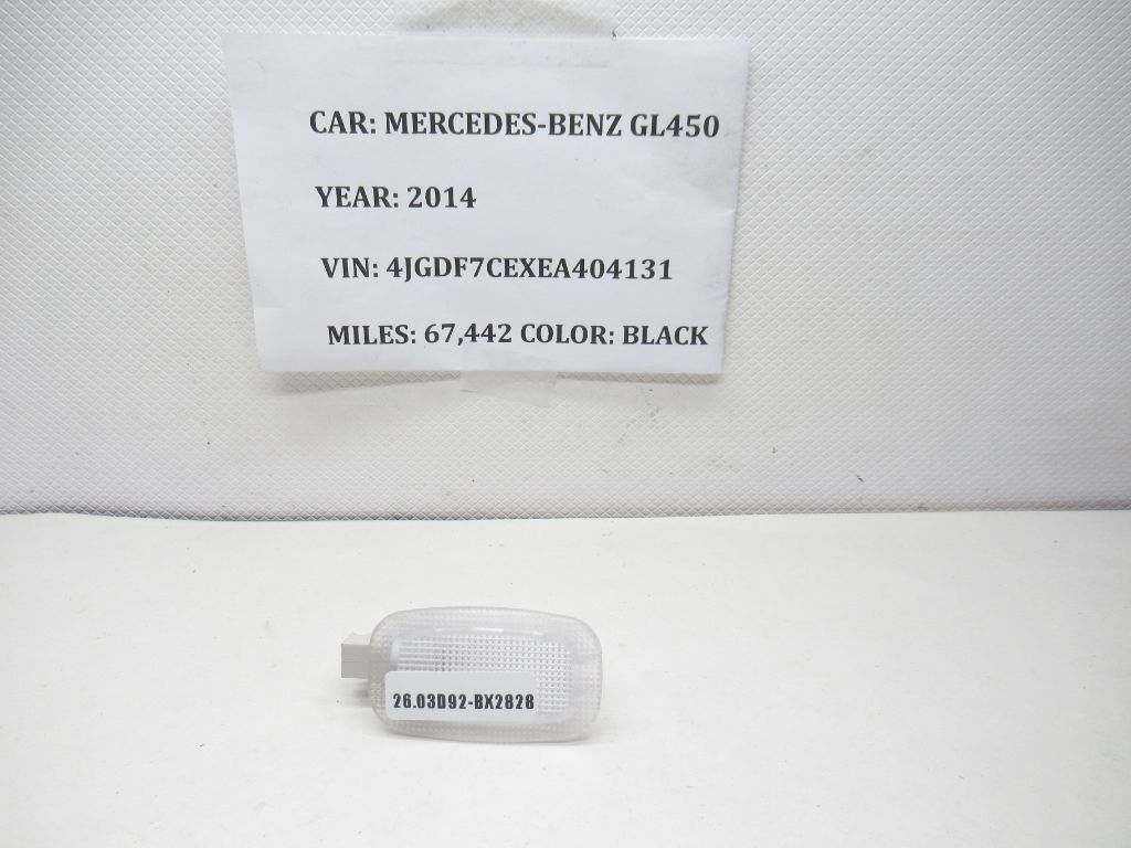 2012-2024 Mercedes-Benz Interior Lamp A221 820 04 01 OEM