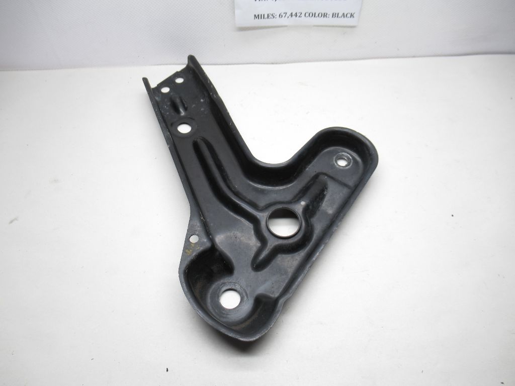 2013-2016 Mercedes Gl450 FL Subframe Crossmember Brace Bracket A1643310940 OEM