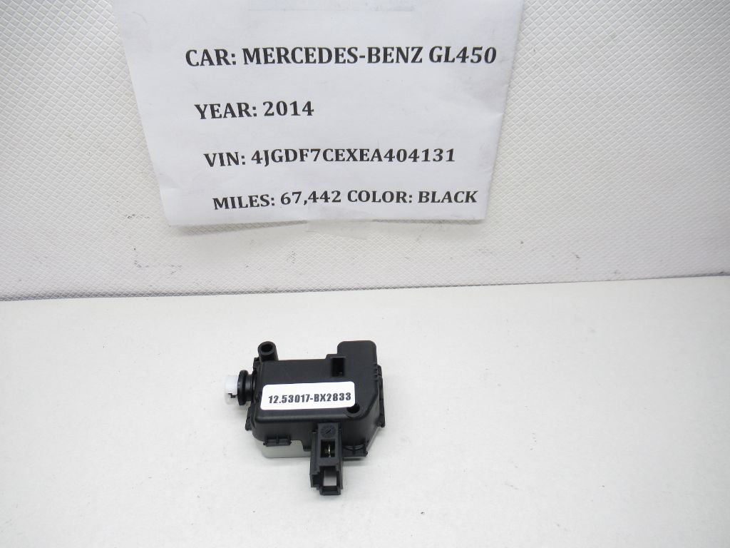 2014-2016 Mercedes GL450 Fuel Filler Door Lock Actuator Motor A2048205397 OEM