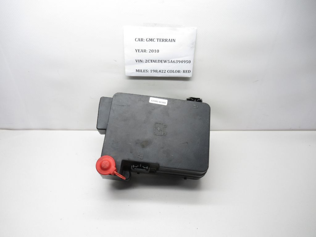 2010-2015 GMC Terrain Under Hood Fuse Relay Box Cover Lid Top 20848337 OEM