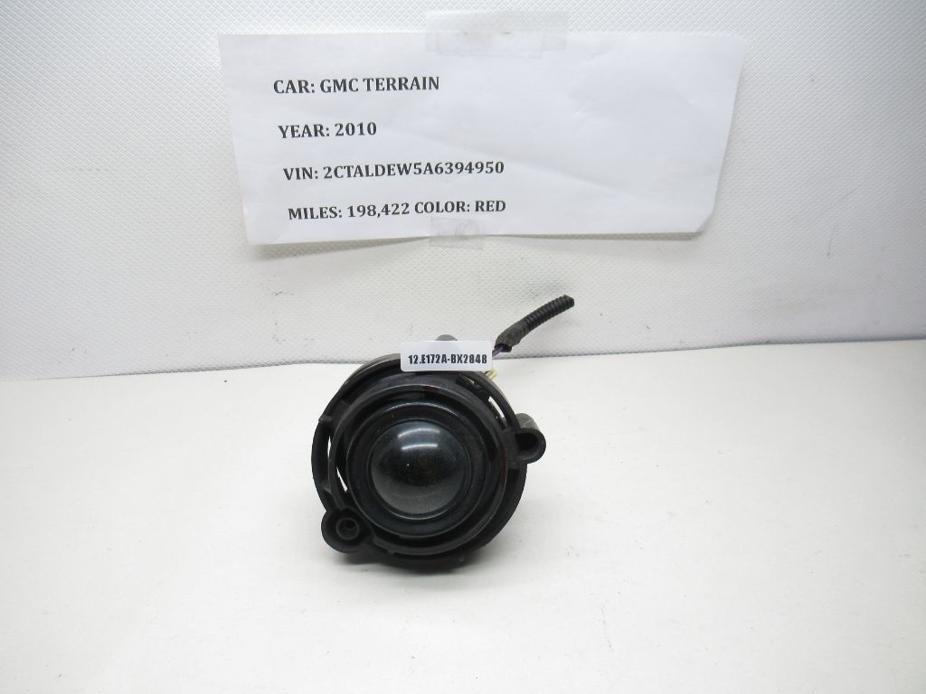 2005-2021 GMC Terrain Fog Light 10335108 OEM