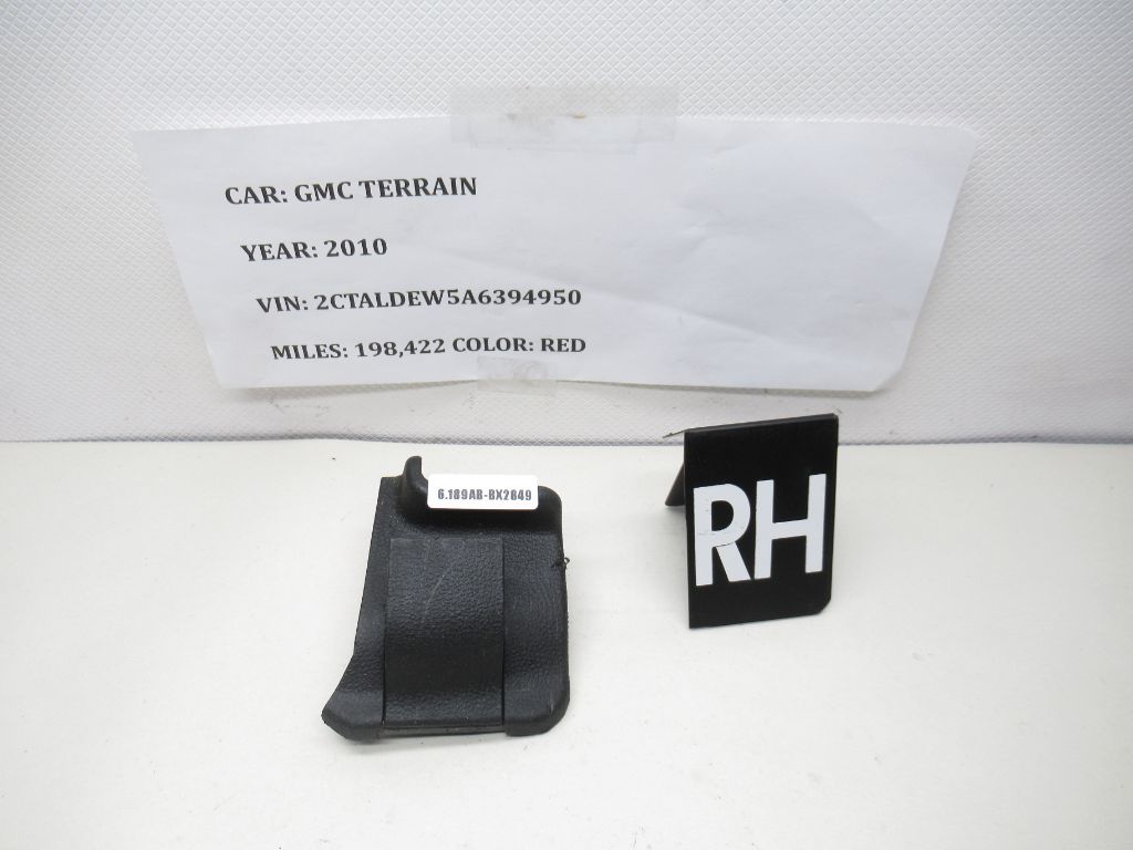 2010-2017 GMC Terrain Center Console Right Floor Stud Cap 25971683 OEM