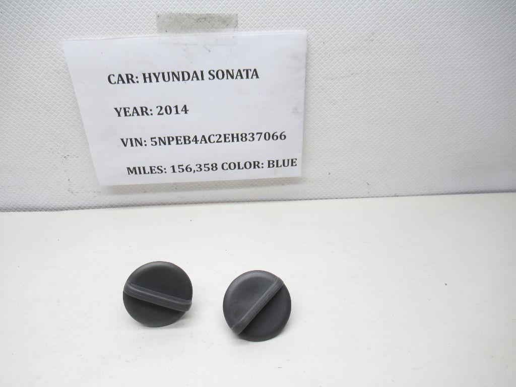 2014-2017 KIA Forte Hyundai Sonata Glove Box Door Stopper 84517-2P000 OEM