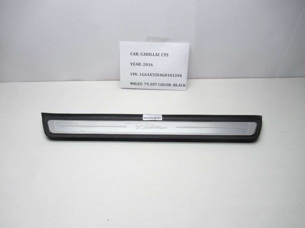 14-19 Cadillac Cts Front Right Door Sill Molding Trim 23160093 Oem