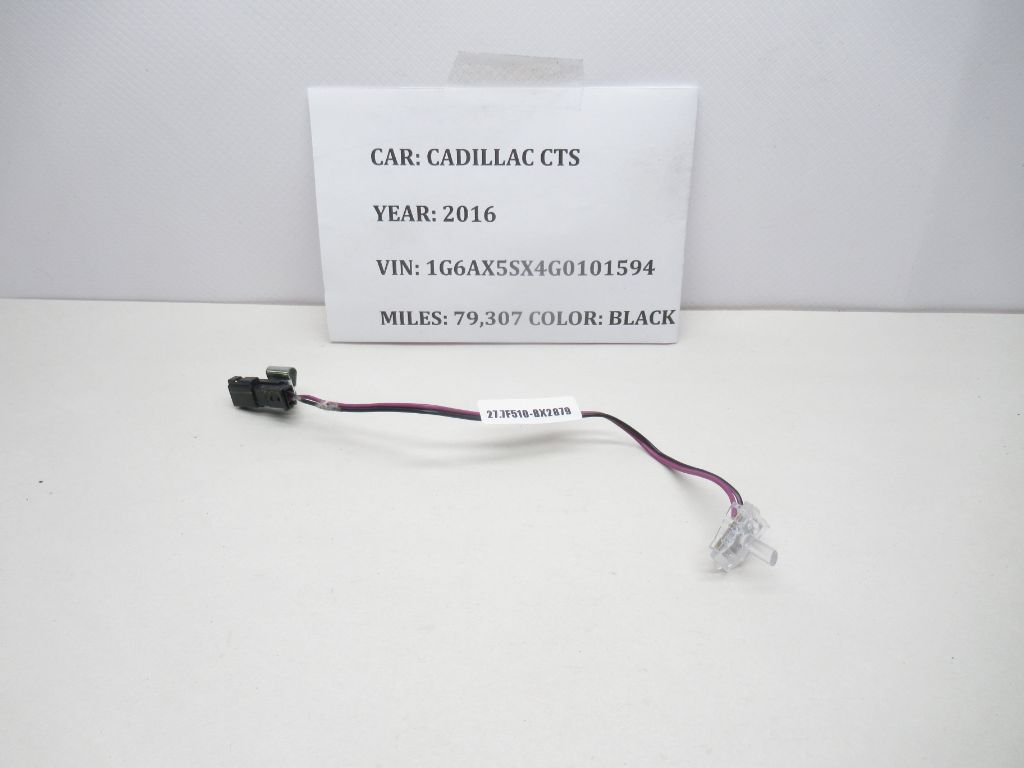 2014-2017 Cadillac CTS Interior Courtesy Lamp Light Wire 1563190-1 OEM