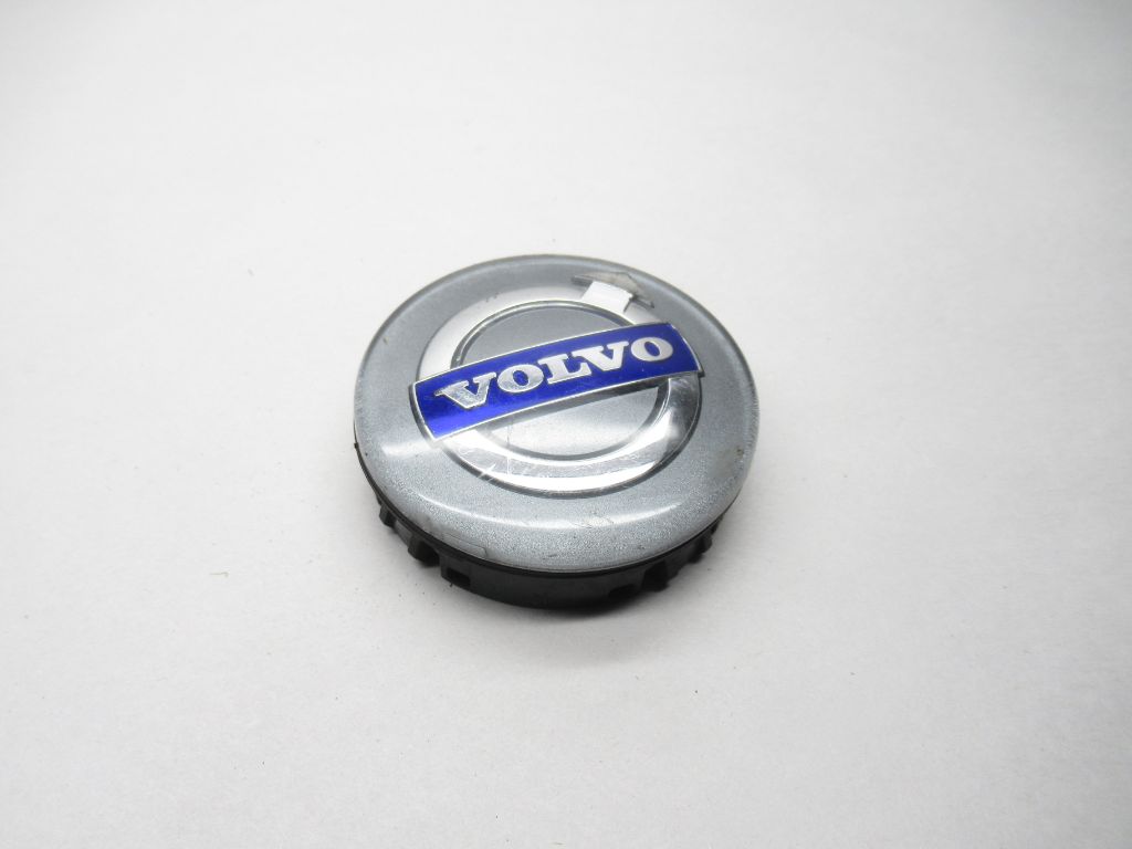 2001-2009 Volvo S60 Wheel Button Center Cap 30666913 OEM