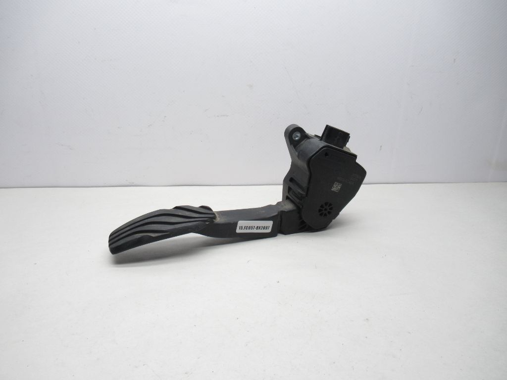 2019-2021 NISSAN ALTIMA Gas Accelerator Pedal 18002 6CA0A OEM