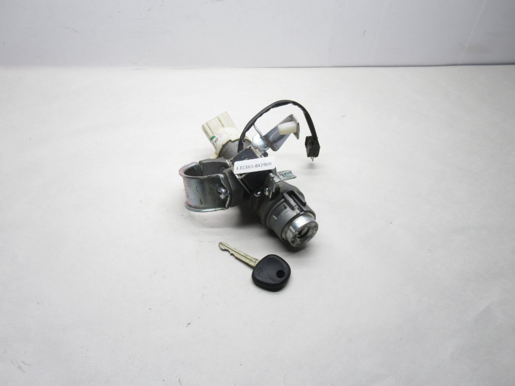 2010-2013 KIA Forte Ignition Lock Switch w / Key 81910-1M000 OEM