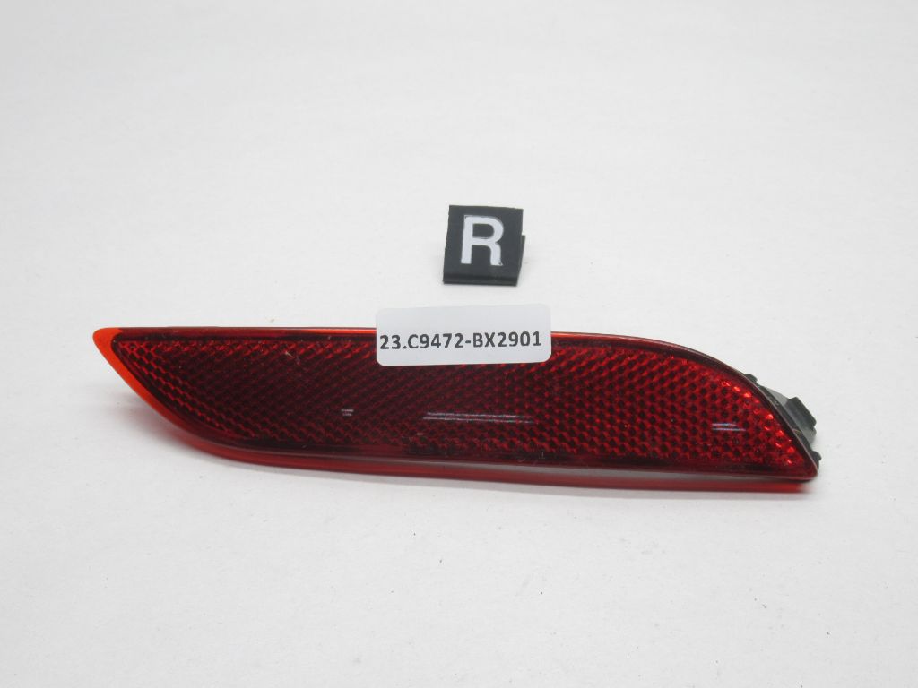 18-24 Toyota Camry Rear Right Bumper Reflector Marker Light Lamp 81910-06070 OEM