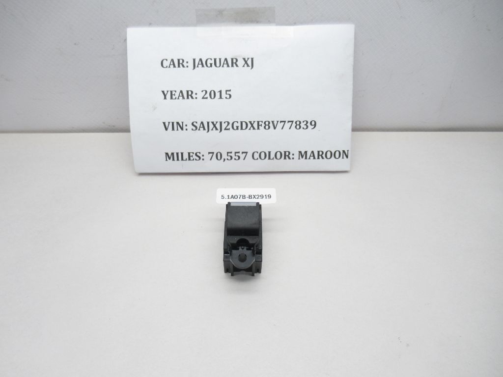 2010-2018 Jaguar XJ Front Right Window Switch AW93-14717-AB OEM